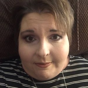 Meet your Posher, Lylydia